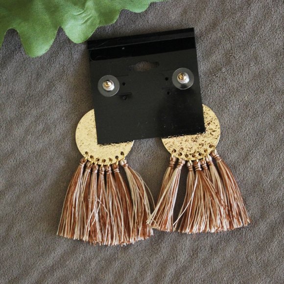 TRADED -NEW Gold & Bronze Tassel Dangle Earrings - Picture 4 of 4